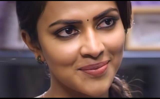 Amala Paul - Updatenews360