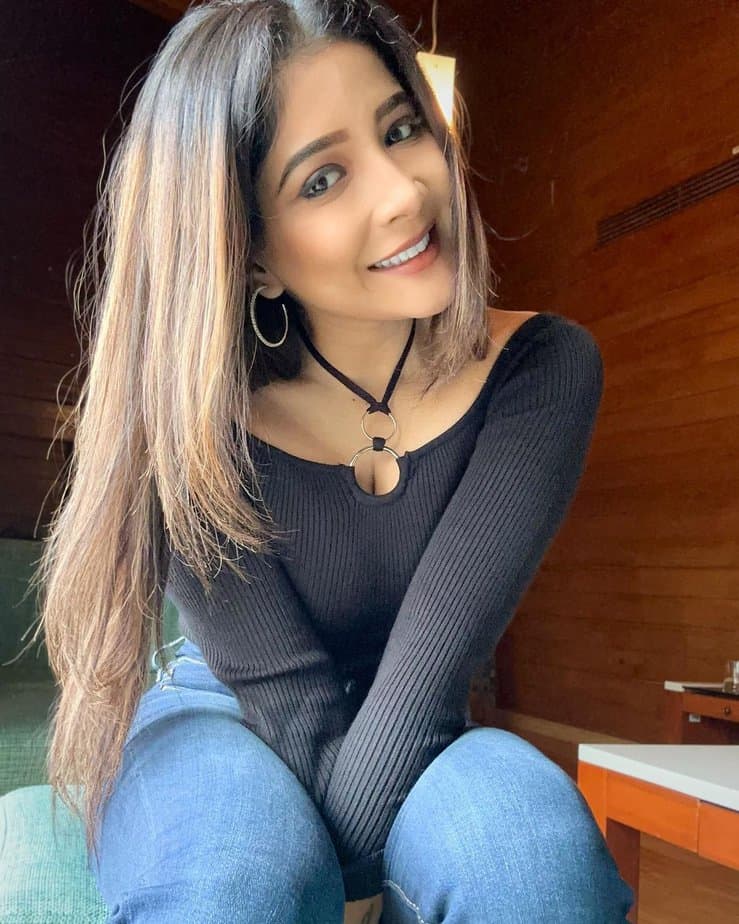 sakshi agarwal - updatenews360.jpg 33