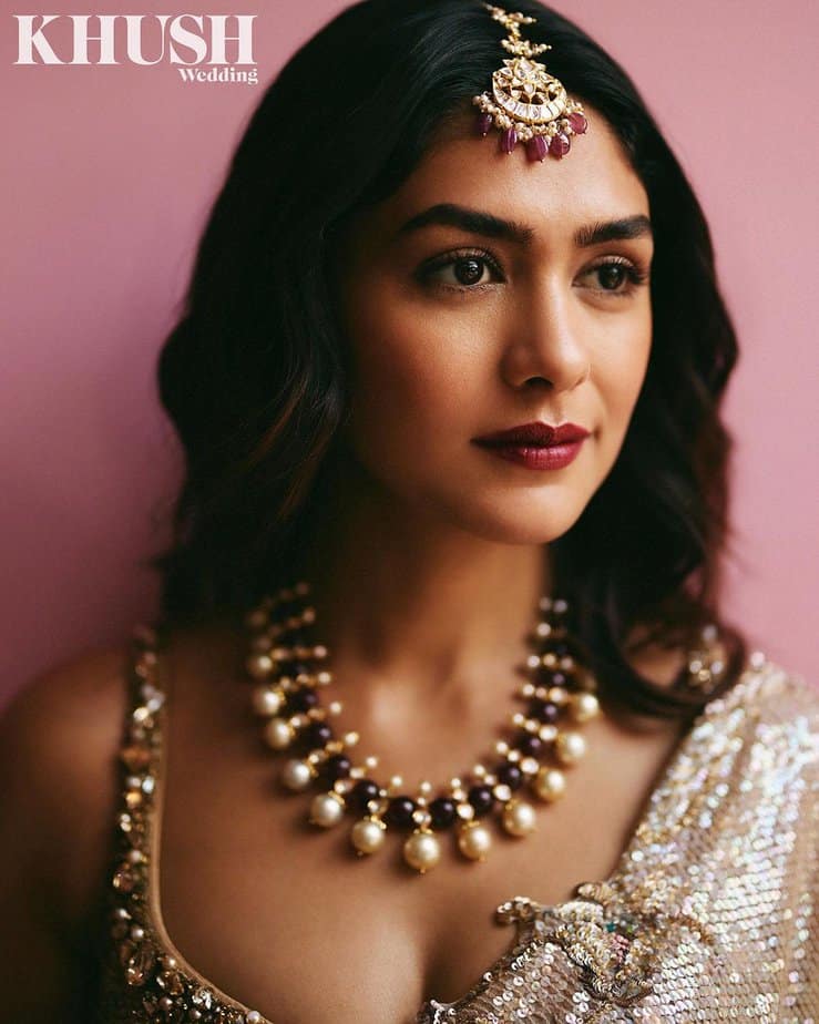 mrunal thakur - updatenews360